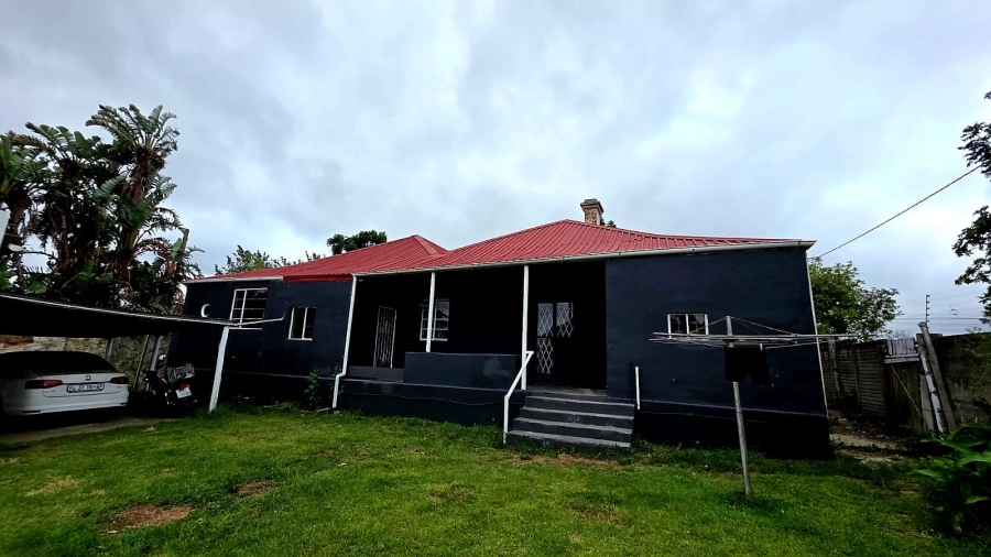 4 Bedroom Property for Sale in Cambridge Eastern Cape